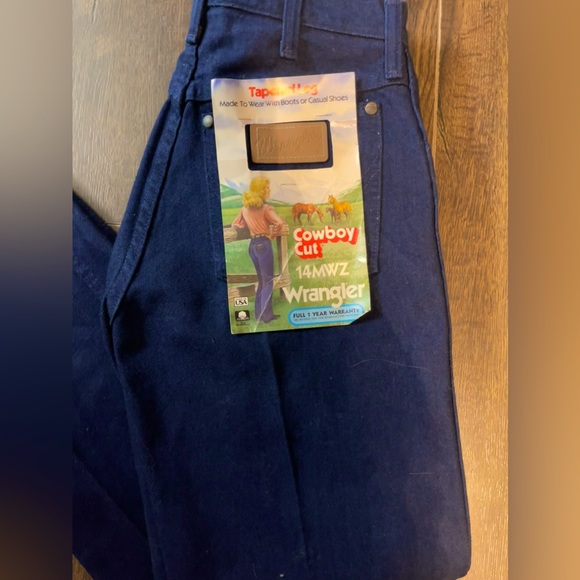 Vintage Women’s Wrangler Blue Jeans - Picture 2 of 9